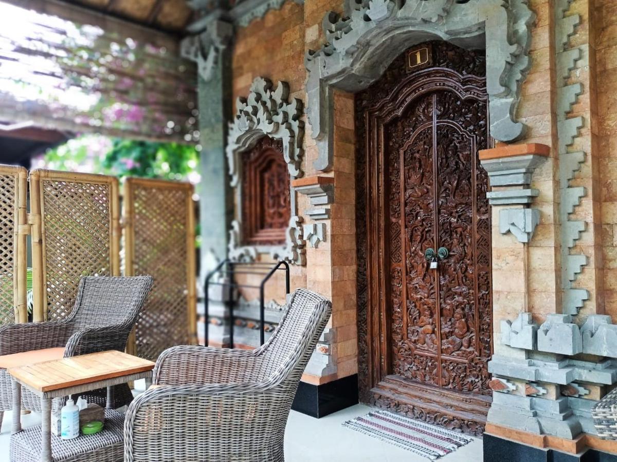 Green Palace Homestay Batununggul Exterior photo