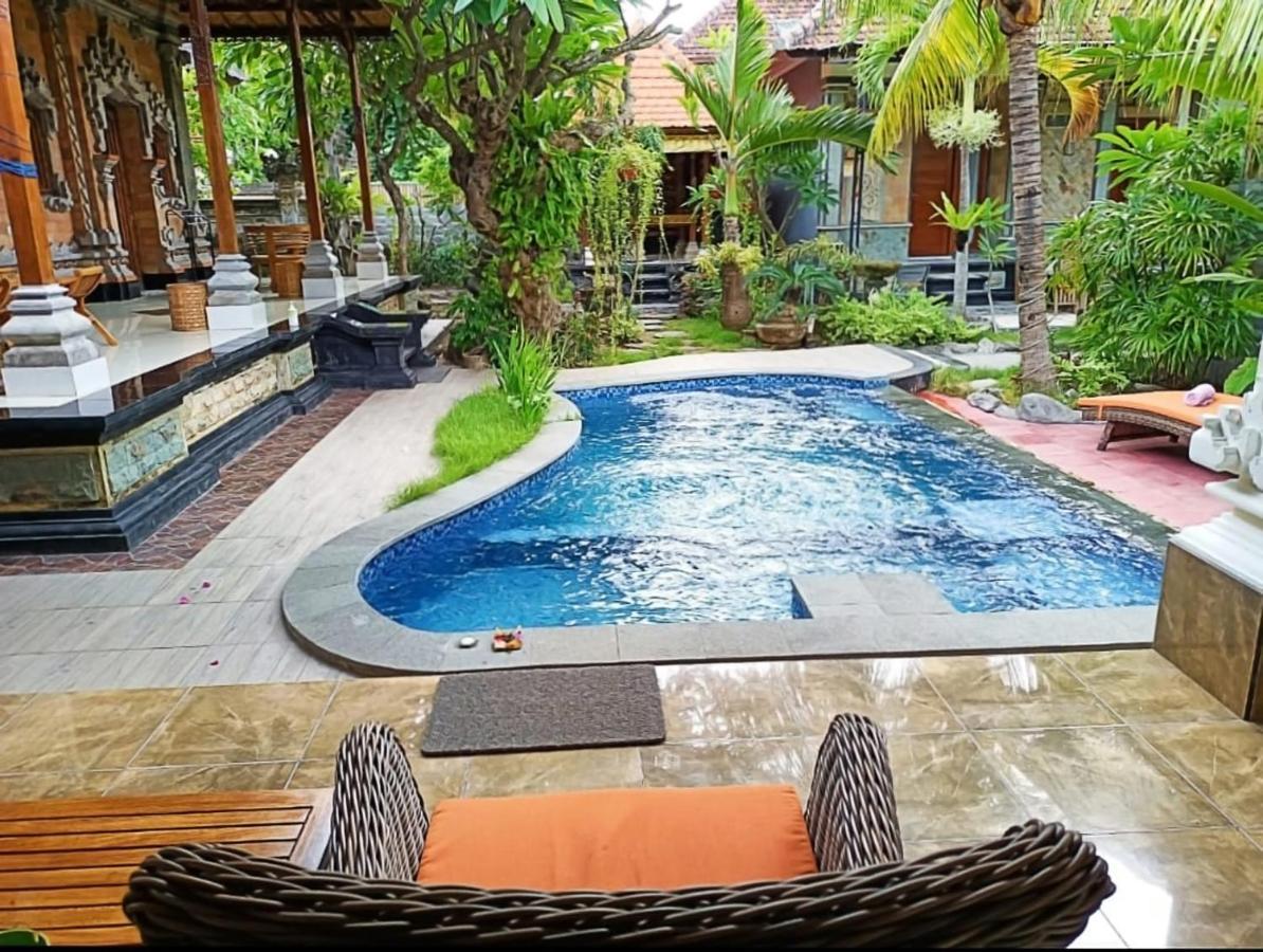 Green Palace Homestay Batununggul Exterior photo